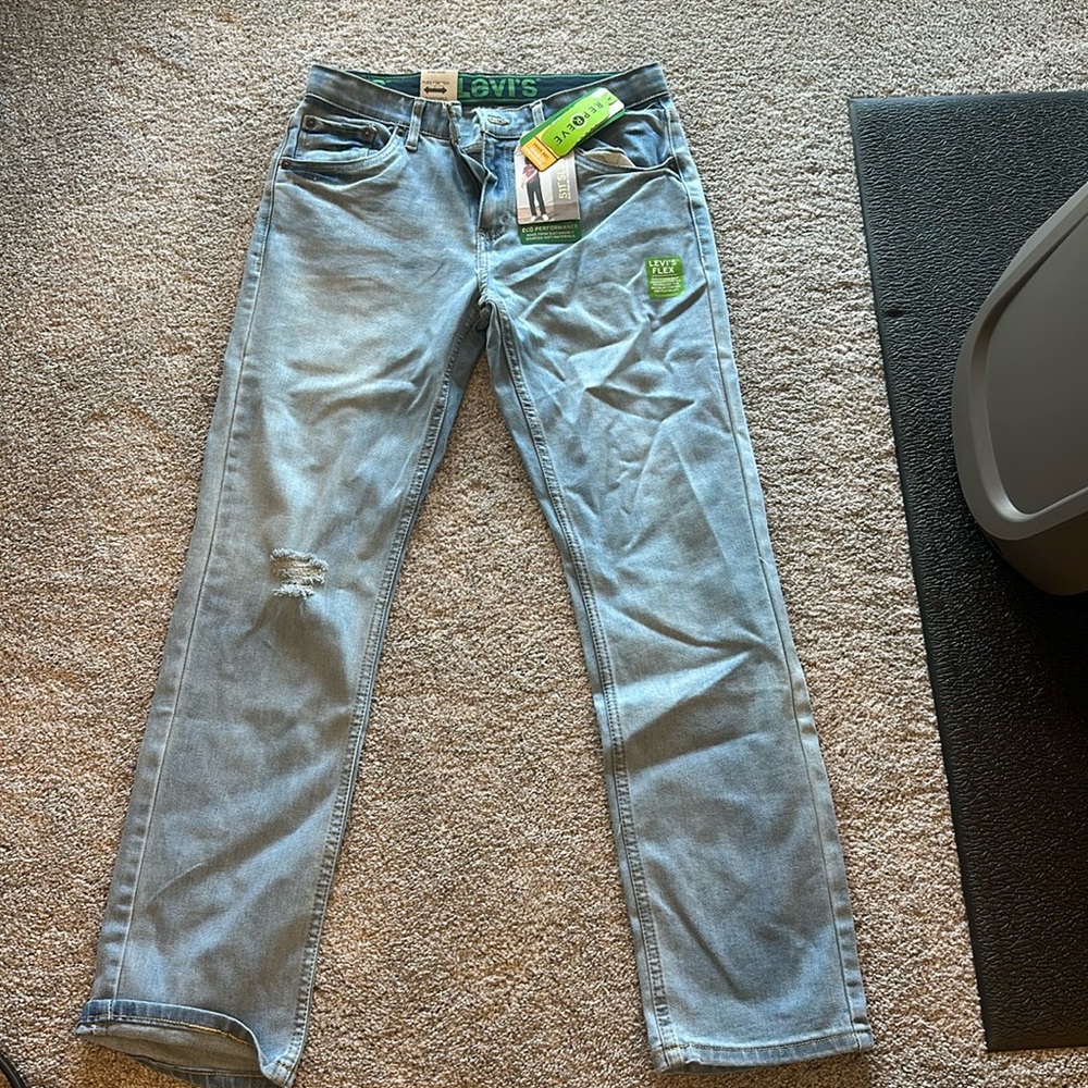 New with tags. Boys Levi 511 size 16